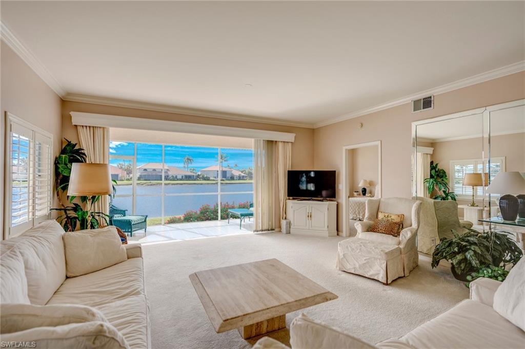 SPINNAKER POINTE - Residential