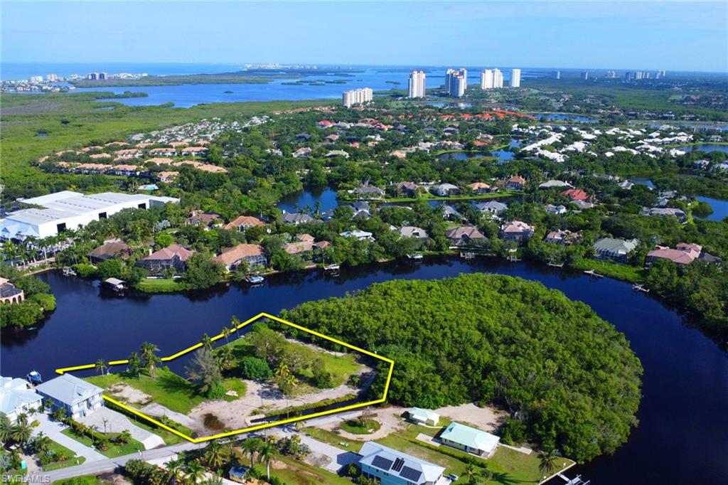 BONITA SPRINGS - Land