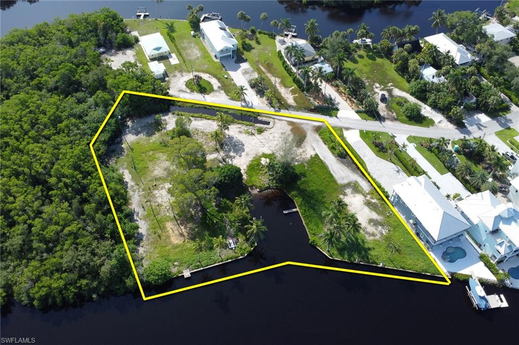 BONITA SPRINGS - Land