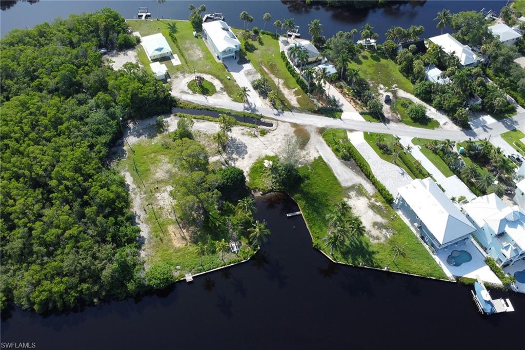 BONITA SPRINGS - Land