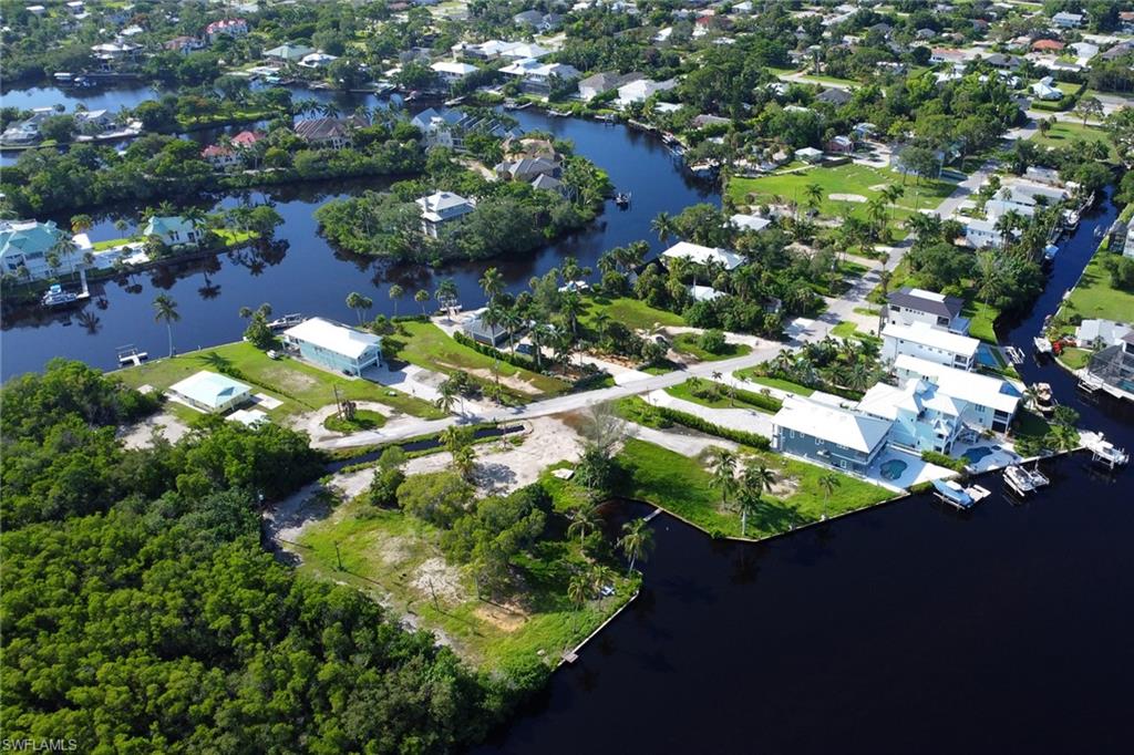 BONITA SPRINGS - Land
