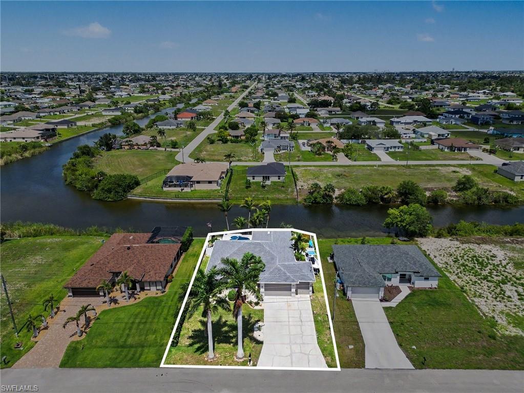CAPE CORAL - Residential