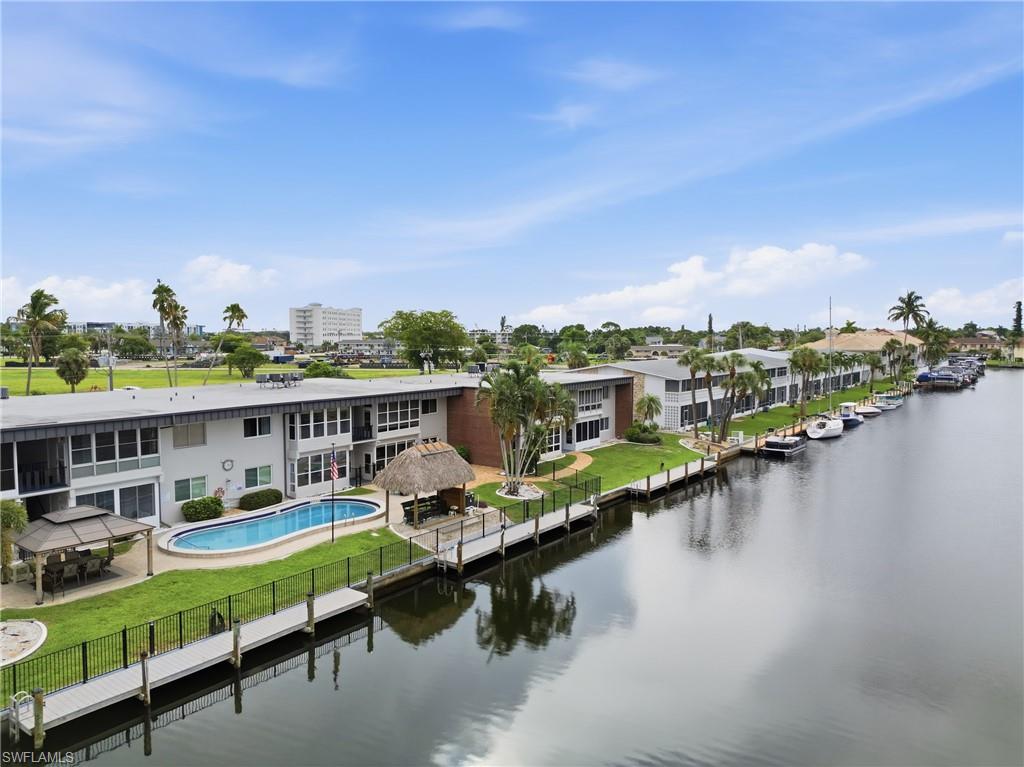 WATERGATE CONDO - Residential