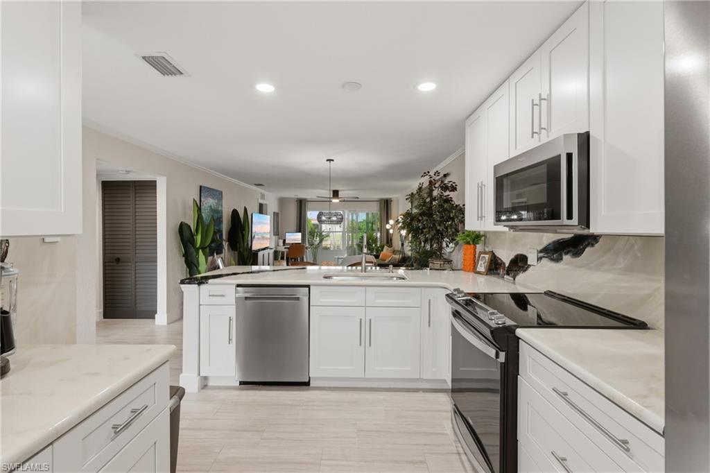 WATERGATE CONDO - Residential