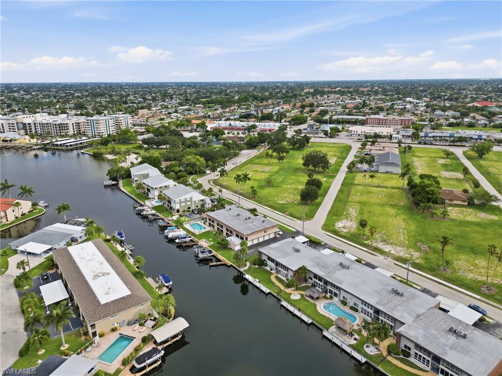 WATERGATE CONDO - Residential