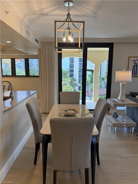 CHATEAUMERE - Residential Lease