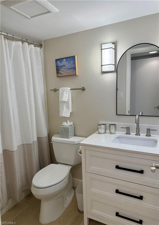 CHATEAUMERE - Residential Lease