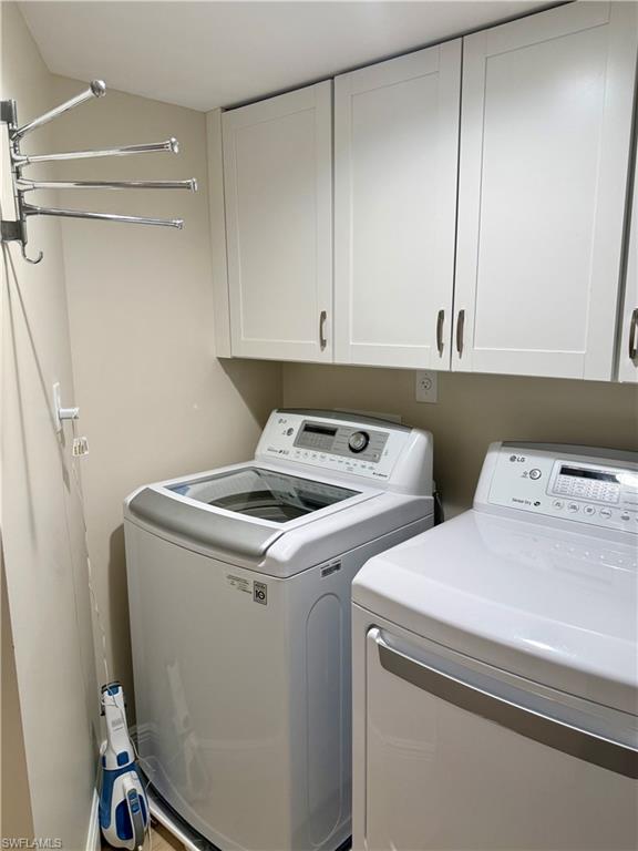 CHATEAUMERE - Residential Lease