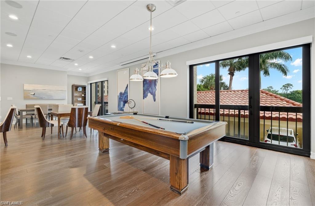 CHATEAUMERE - Residential Lease