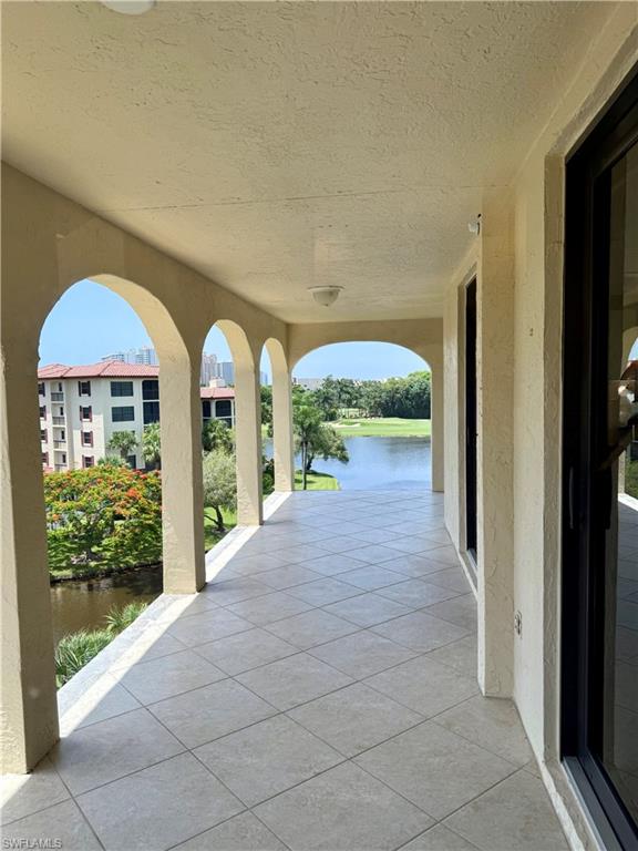 CHATEAUMERE - Residential Lease