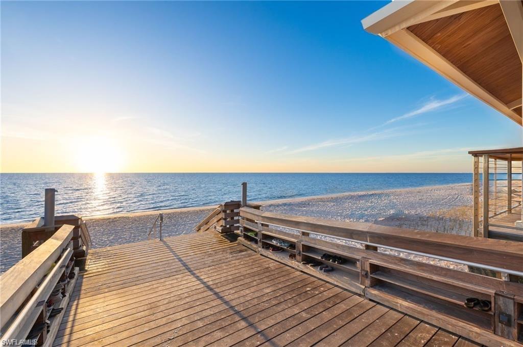 CHATEAUMERE - Residential Lease