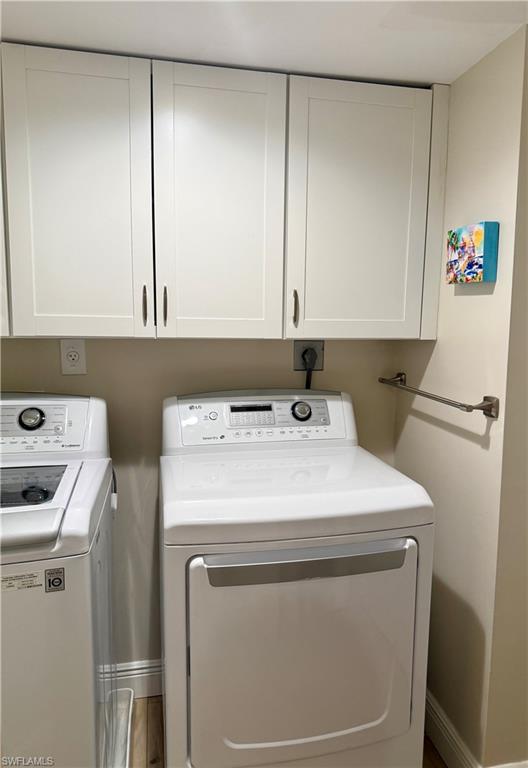 CHATEAUMERE - Residential Lease