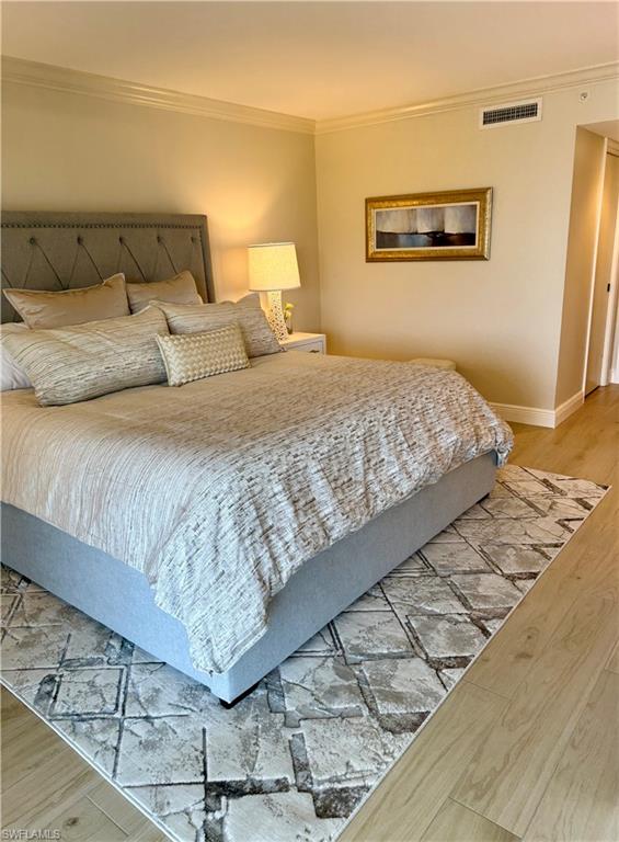 CHATEAUMERE - Residential Lease