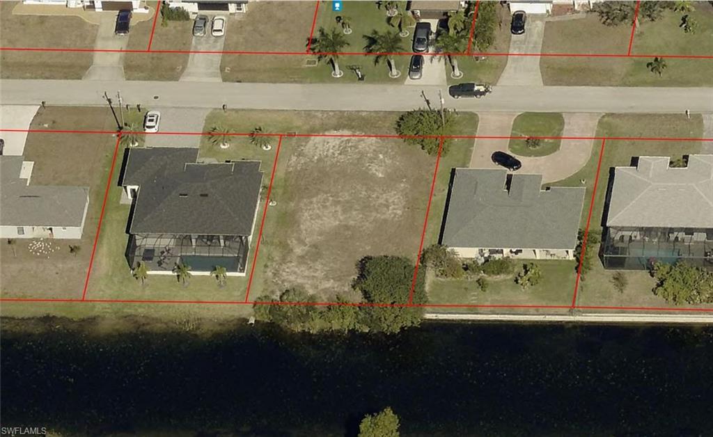 CAPE CORAL - Land