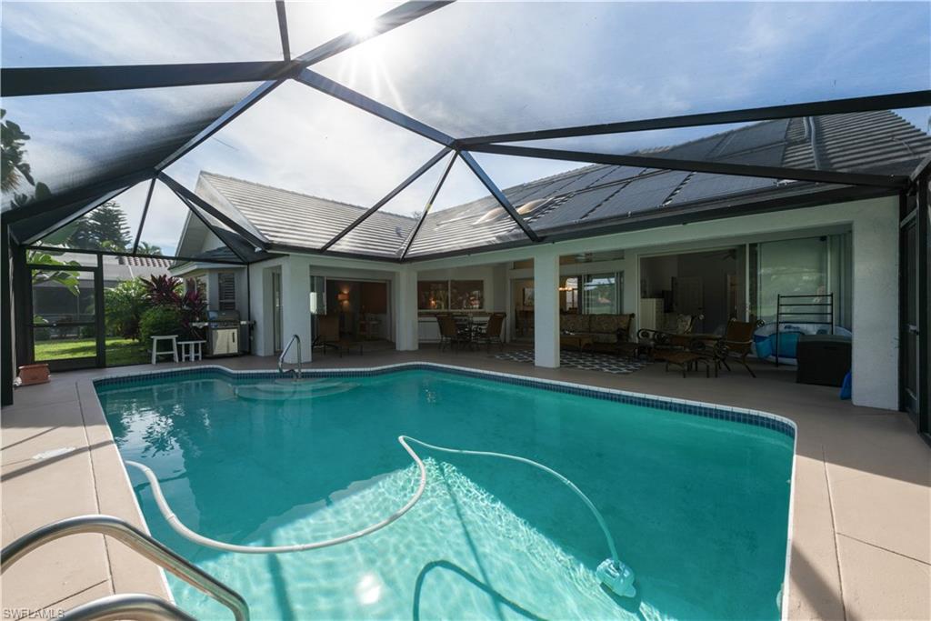 KELLY GREENS - Residential