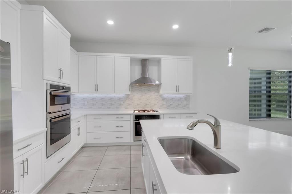 RIVERCREEK IN ESTERO - Residential