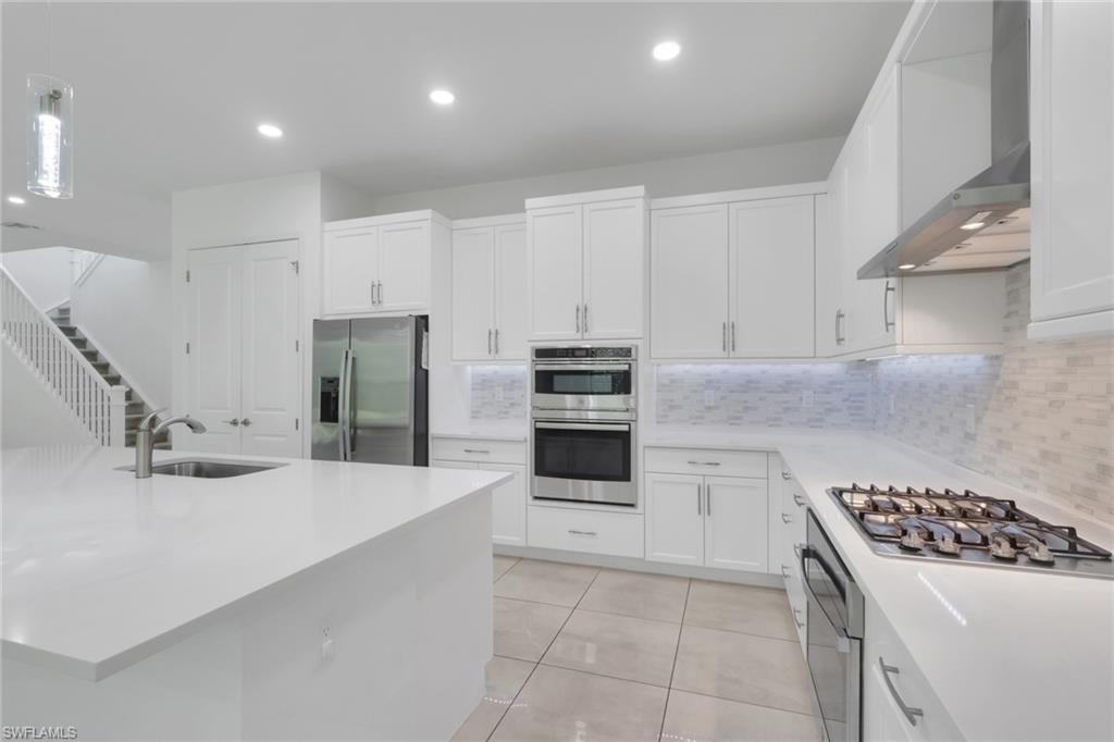 RIVERCREEK IN ESTERO - Residential