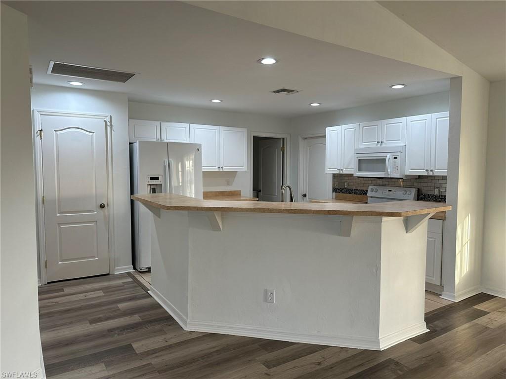 CAPE CORAL - Residential Lease