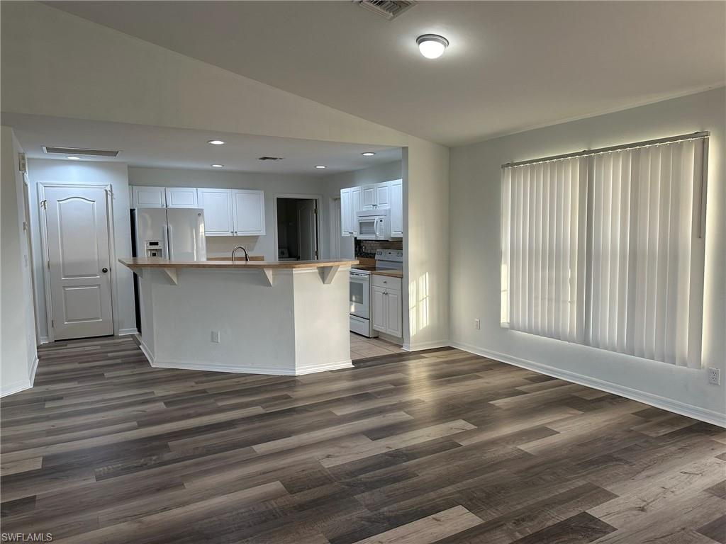 CAPE CORAL - Residential Lease