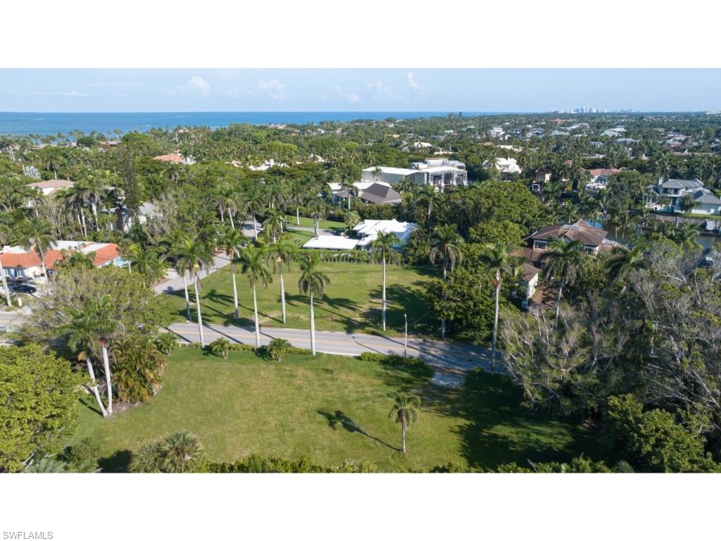 PORT ROYAL - Land