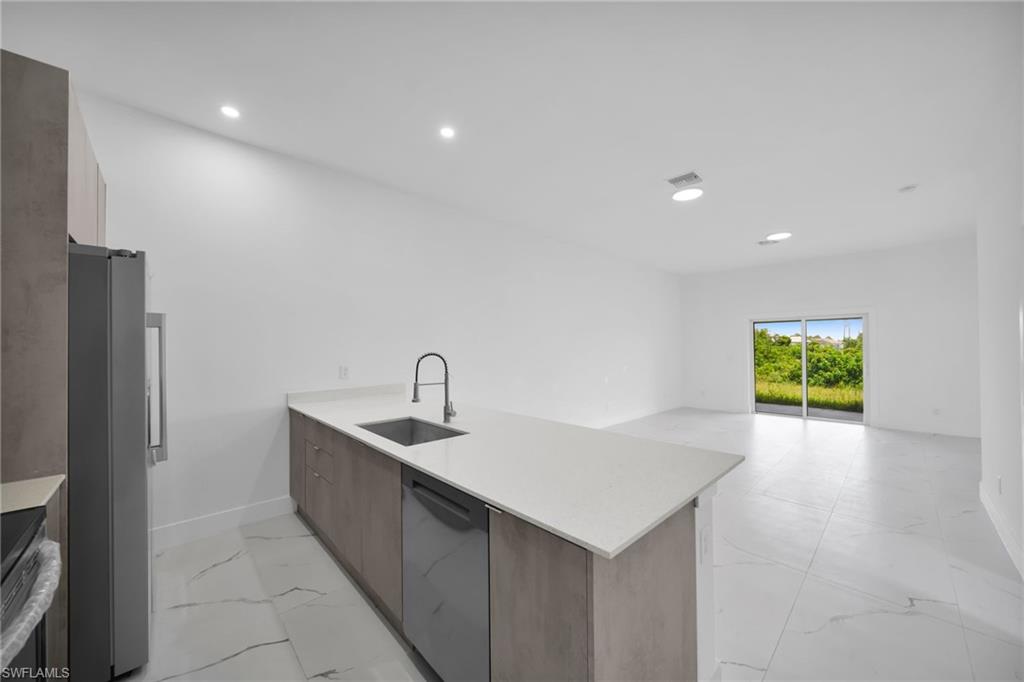 LEHIGH ACRES - Residential Lease