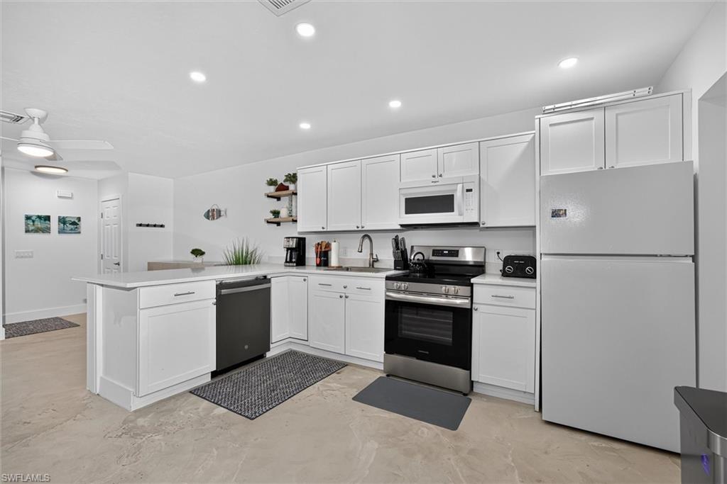 BONITA SPRINGS - Residential Lease