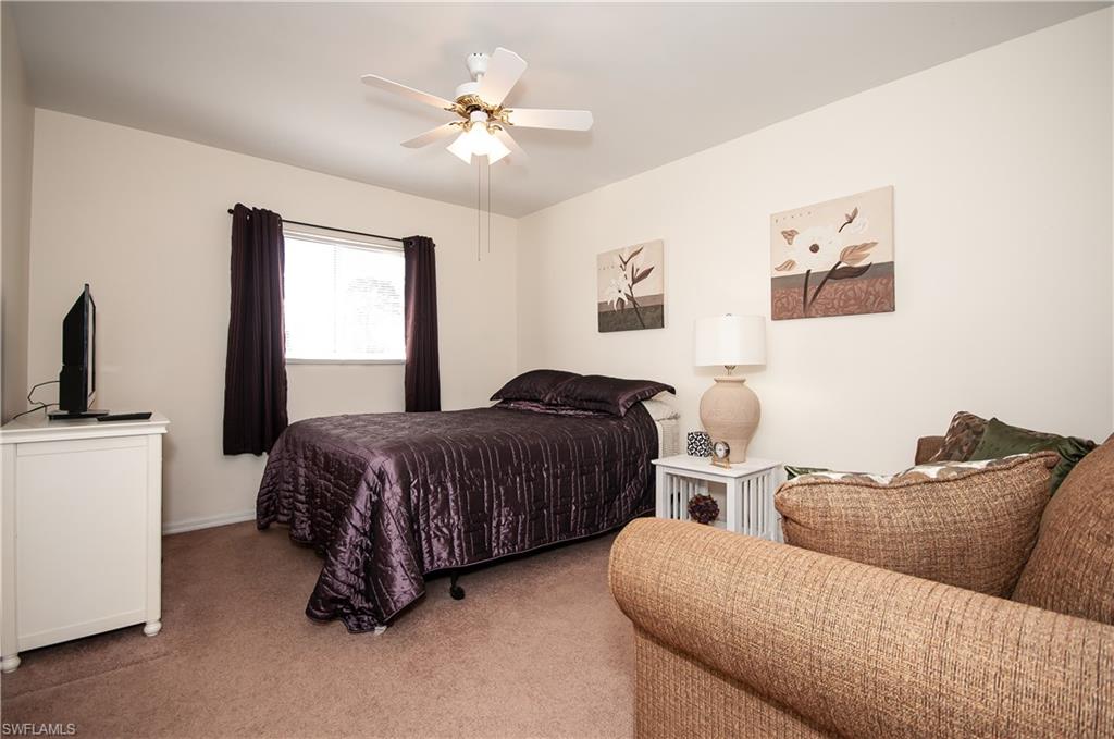 SAN CARLOS PARK - Residential