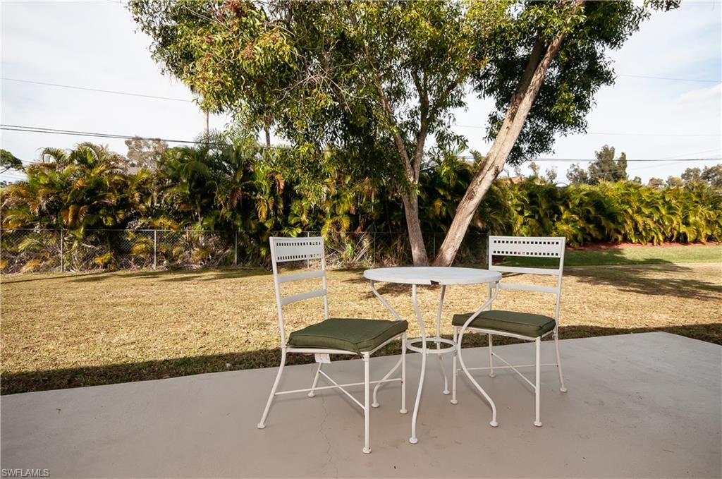 SAN CARLOS PARK - Residential