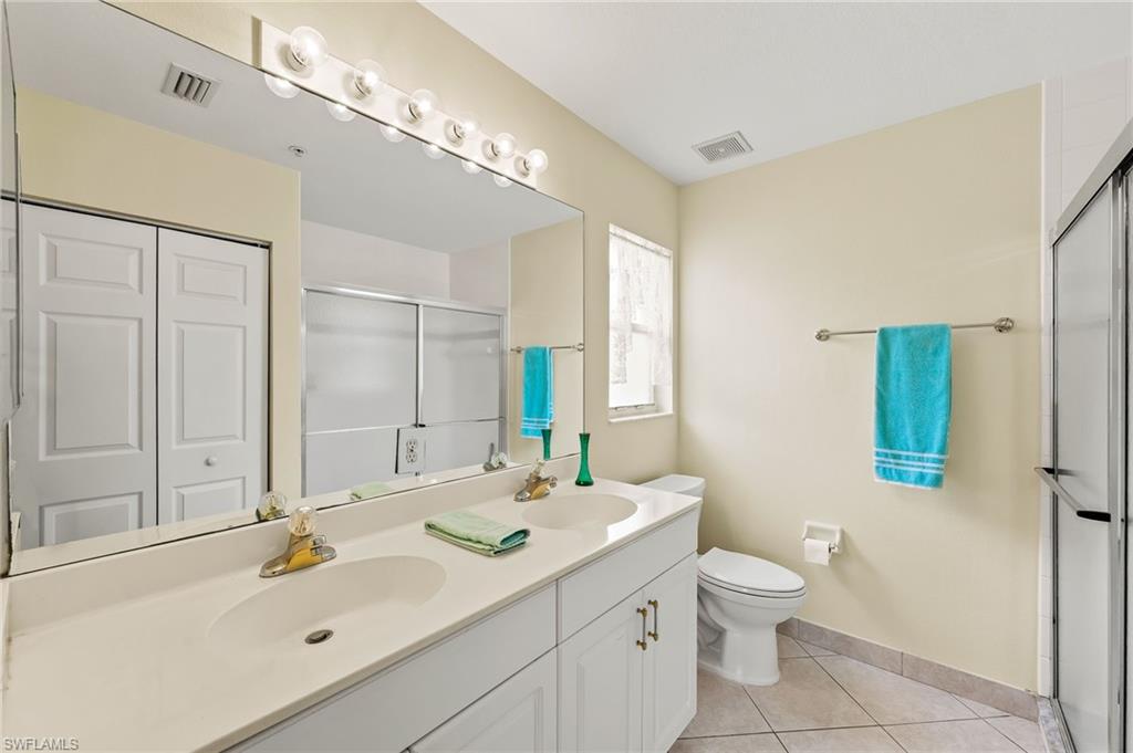 HUNTINGTON LAKES - Residential