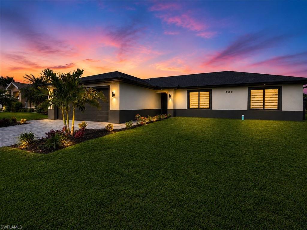 CAPE CORAL - Residential