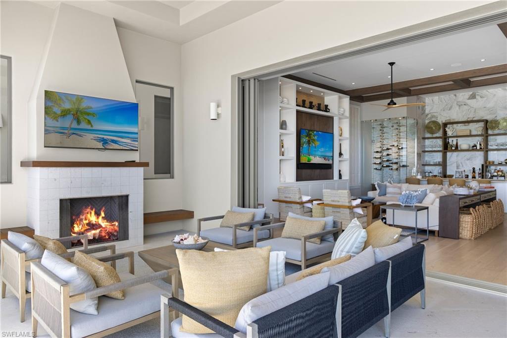 BONITA BEACH - Residential