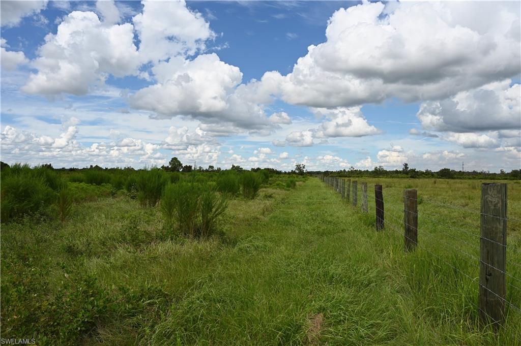 ACREAGE - Land