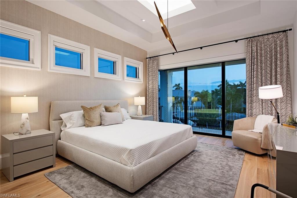 AQUALANE SHORES - Residential