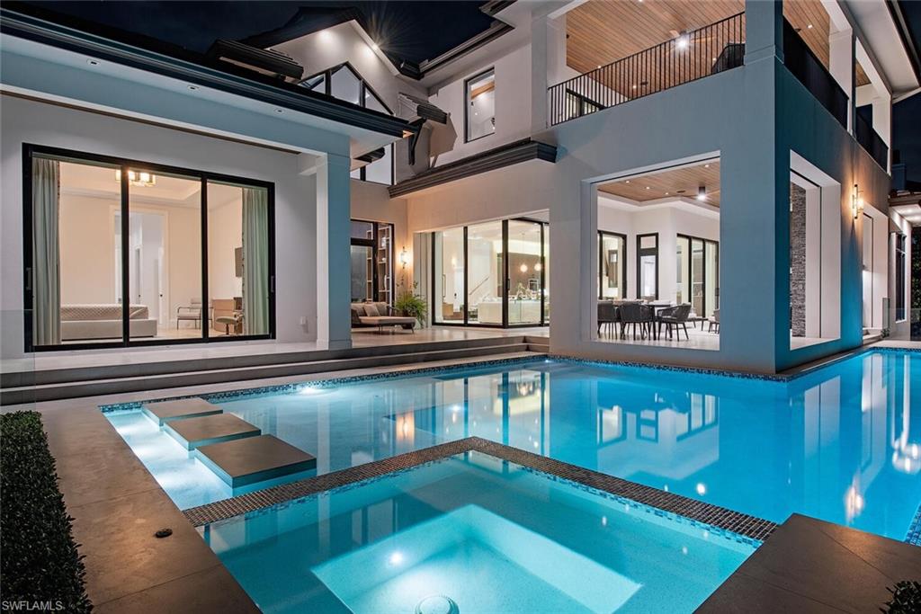 AQUALANE SHORES - Residential