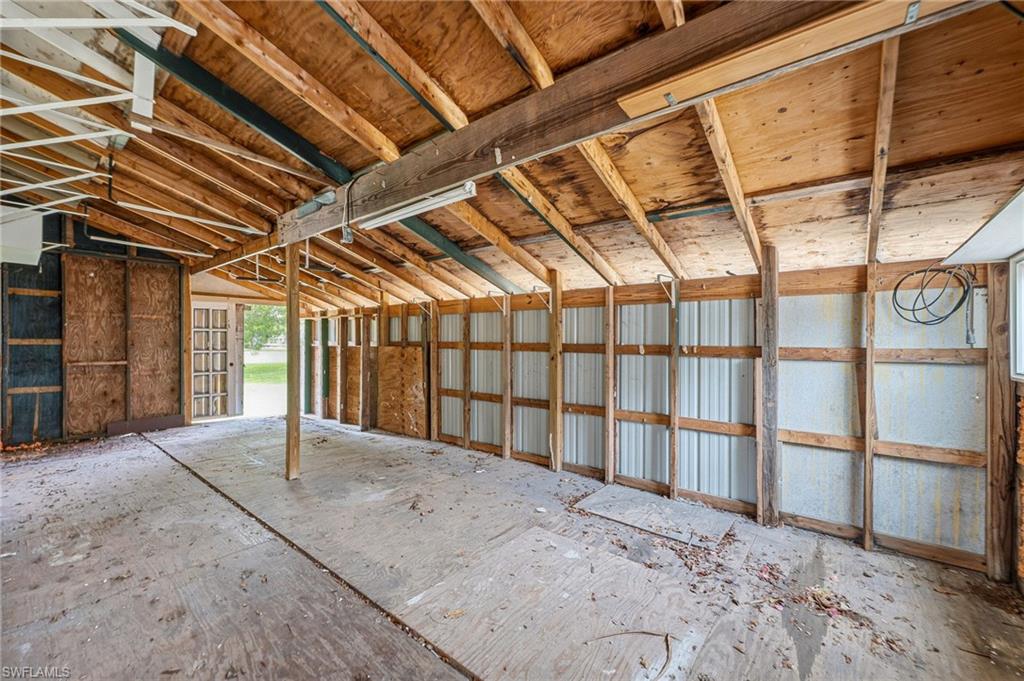 ACREAGE - Residential