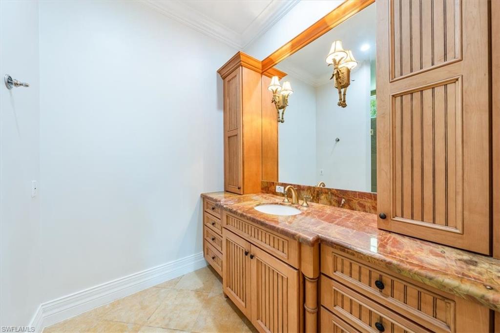 QUAIL WEST - Residential