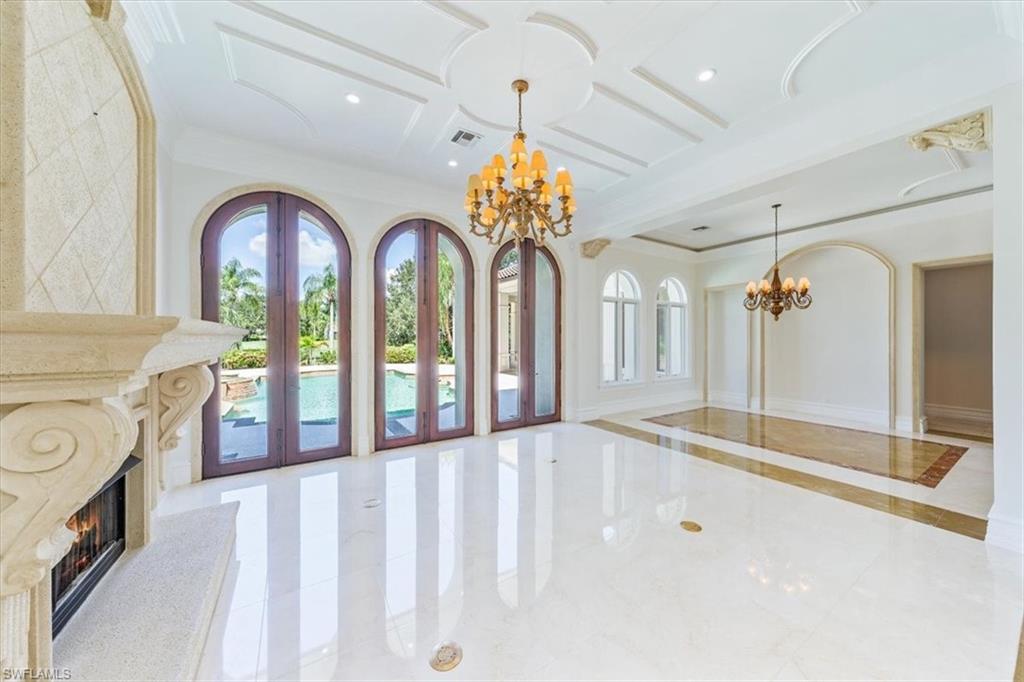 QUAIL WEST - Residential