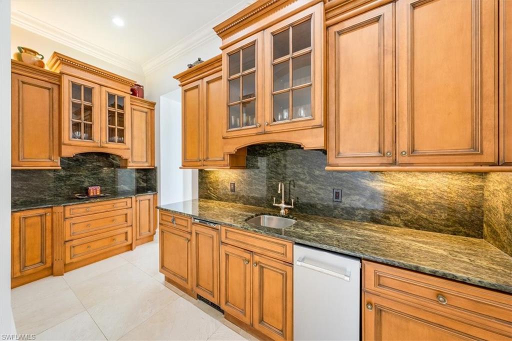 QUAIL WEST - Residential