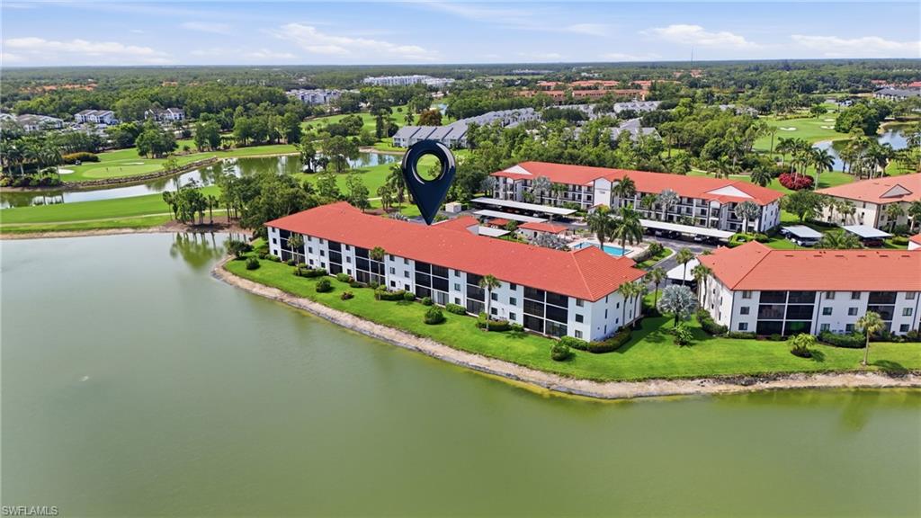 COUNTRY MANOR - Residential