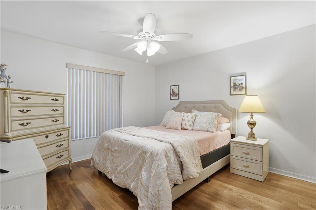 COUNTRY MANOR - Residential