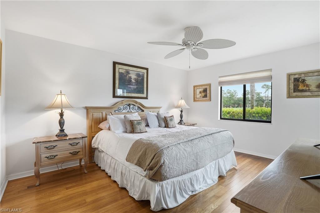 COUNTRY MANOR - Residential