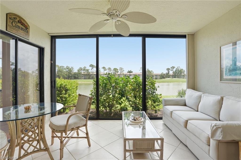 COUNTRY MANOR - Residential
