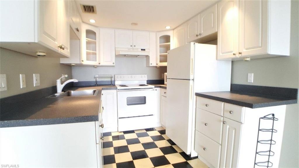 PALM BEACH LANDINGS - Residential