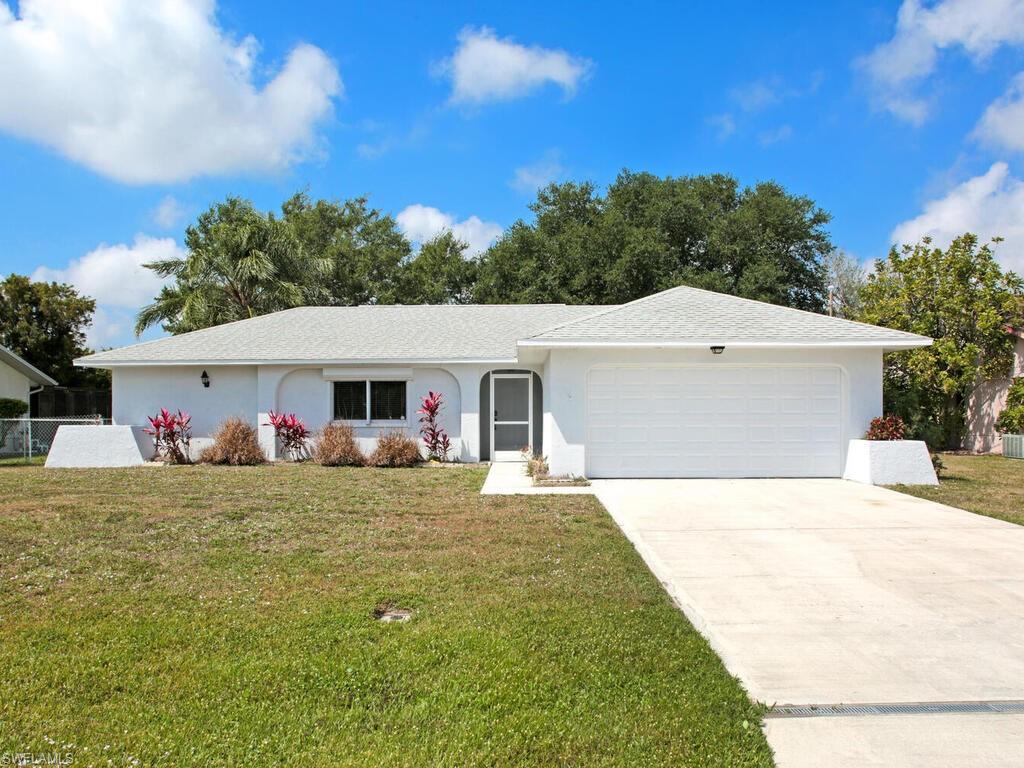 What a great location on this updated home. This home is centrally located near shopping, restaurants and much, much more. The home has 2 bedroom and 2 bathrooms with 1,131 SQFT. The home has been completed remodeled with new bathrooms, kitchen cabinets, counter tops, backsplash, flooring, lighting, and paint. The AC was replaced in 2019 and has roll down hurricane shutters. Great size back yard and it’s fenced in, Perfect if you have kids, pets, or simply like to entertain.