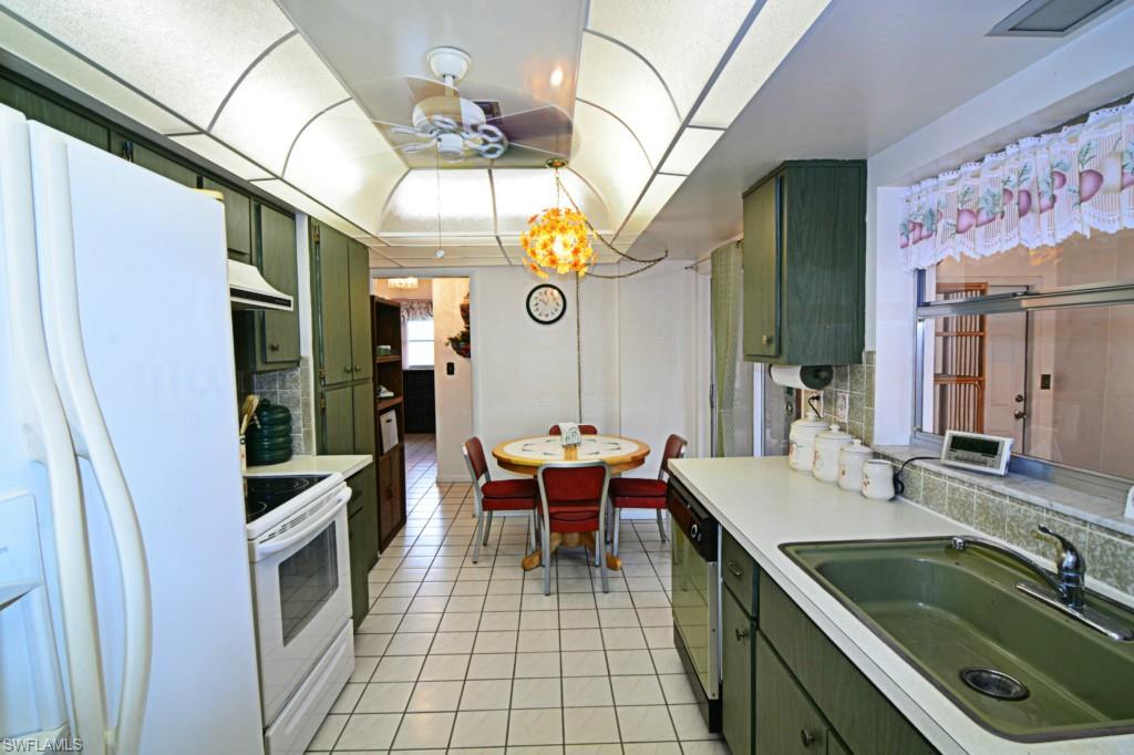 WILLOW LAKE SOUTH - Residential