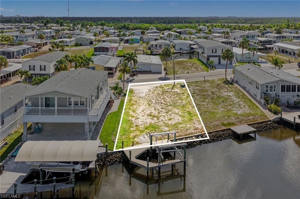 BAYSIDE ESTATES - Land