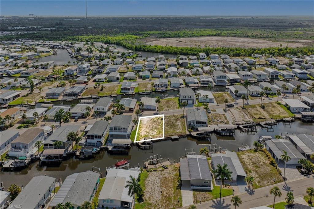 BAYSIDE ESTATES - Land