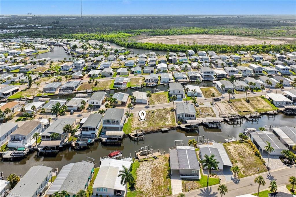 BAYSIDE ESTATES - Land