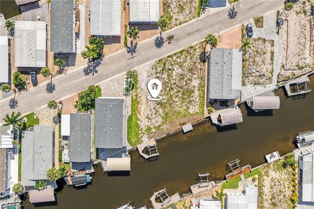 BAYSIDE ESTATES - Land