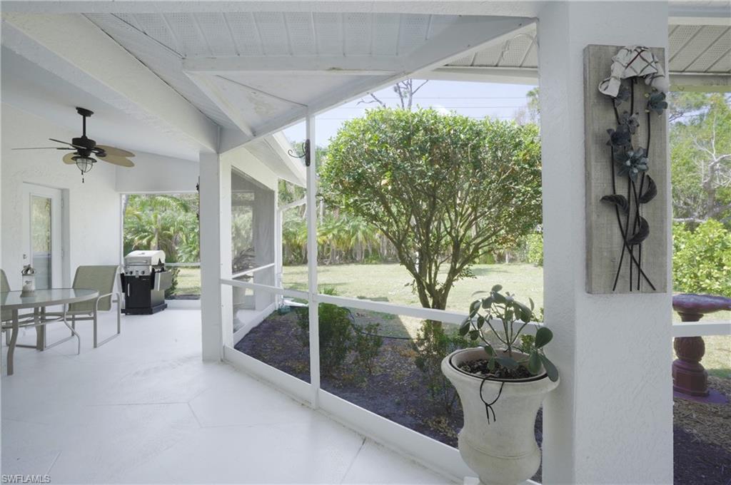COUNTRY OAKS - Residential